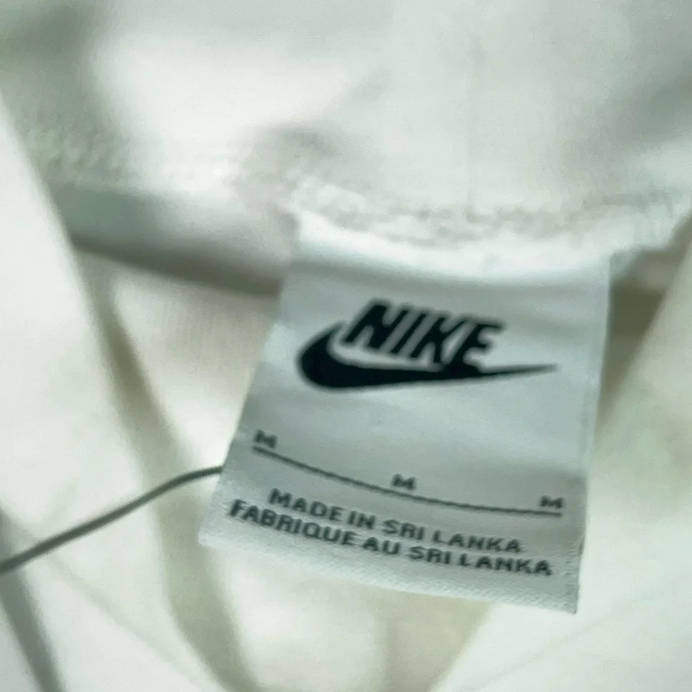 Nike shirt womens